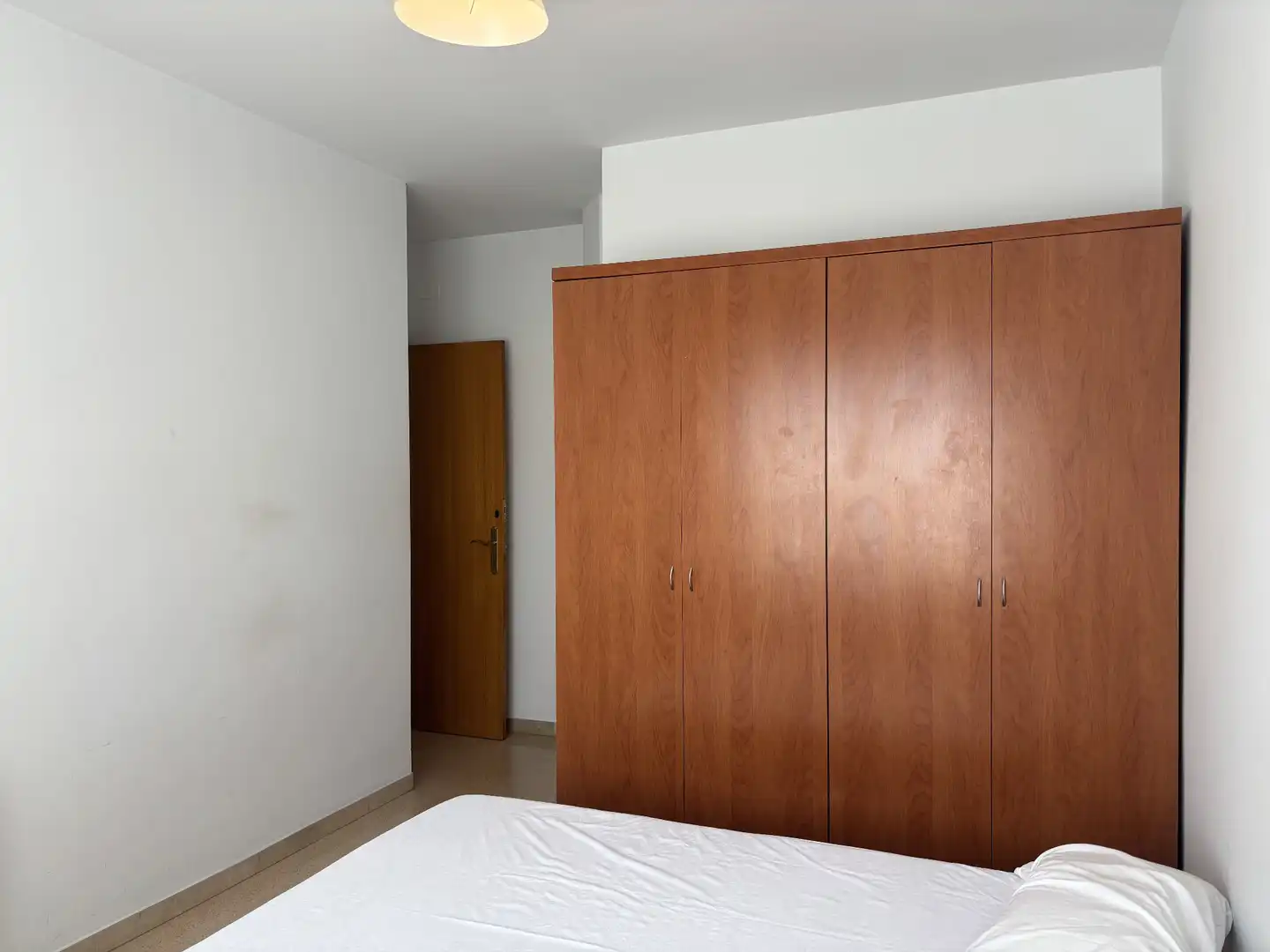 Habitación de Piso de alquiler en Sabadell con Calefacción y Amueblado