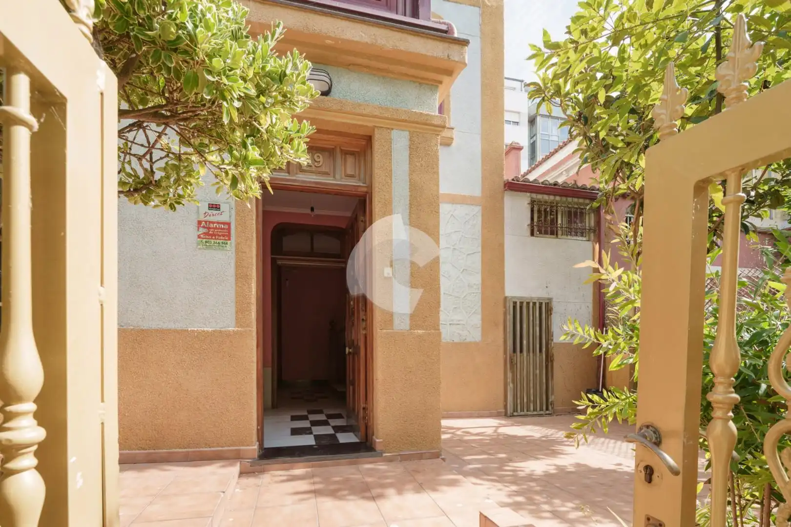 Vista exterior de Casa adosada en venda en A Coruña Capital  amb Calefacció i Traster