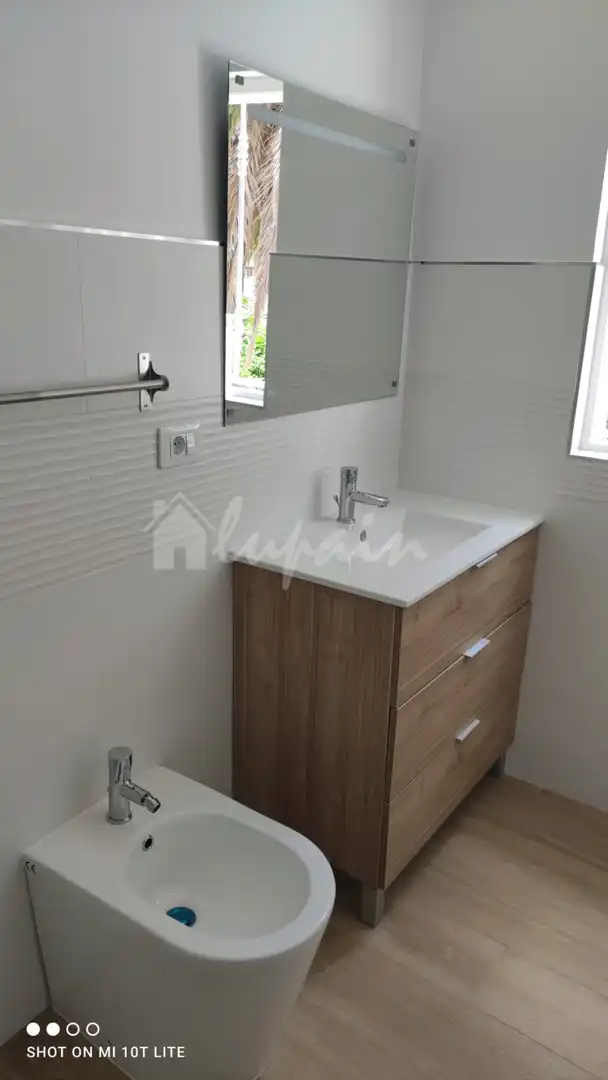 Baño de Apartamento en venta en Arona