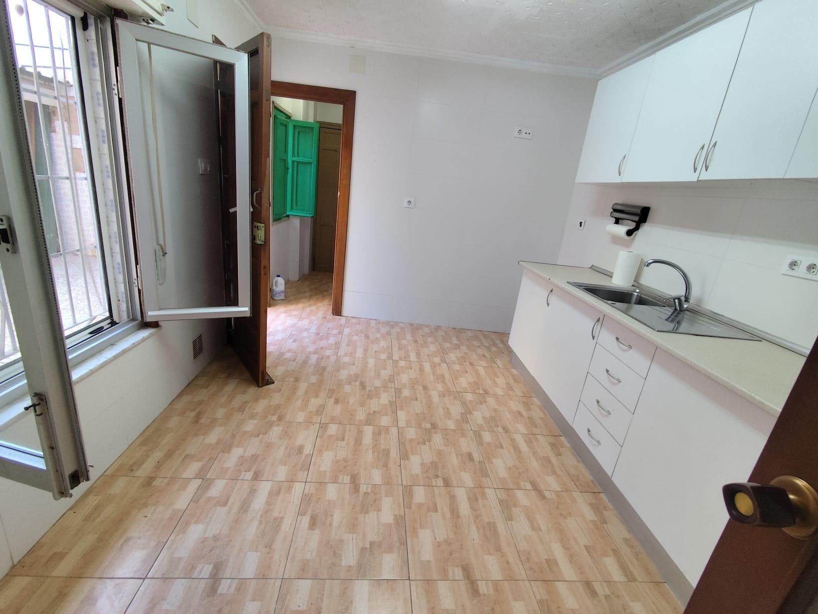 Kitchen of House or chalet for sale in Cartagena  with Air Conditioner and Storage room