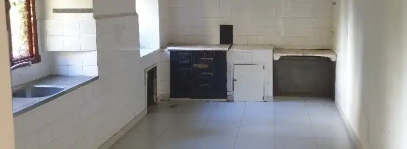 Cocina de Edificio en venta en Cedeira