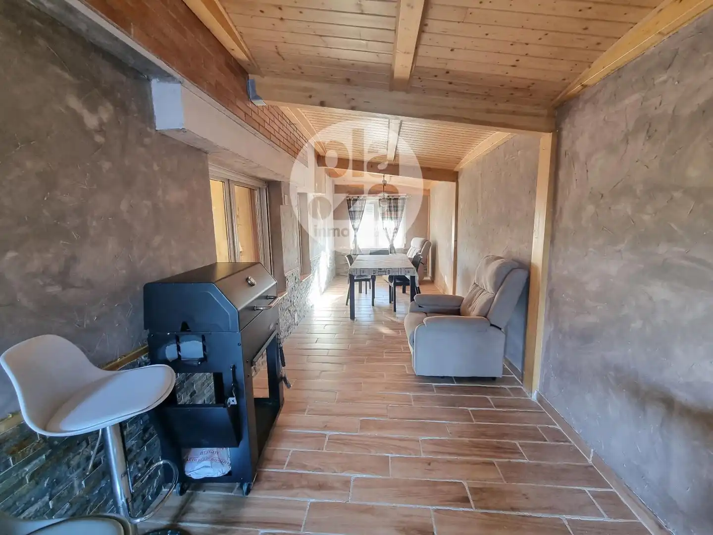 Sala d'estar de Casa adosada en venda en Sarracín, Burgos
