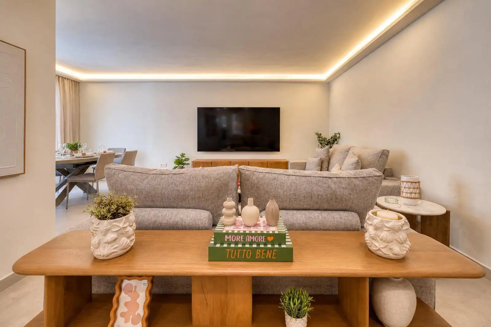 Sala d'estar de Apartament de lloguer en Marbella amb Aire condicionat, Terrassa i Traster