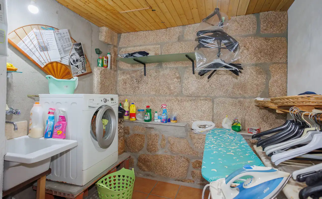 Casa amb terrassa en venda a Amoeiro, imagen 53