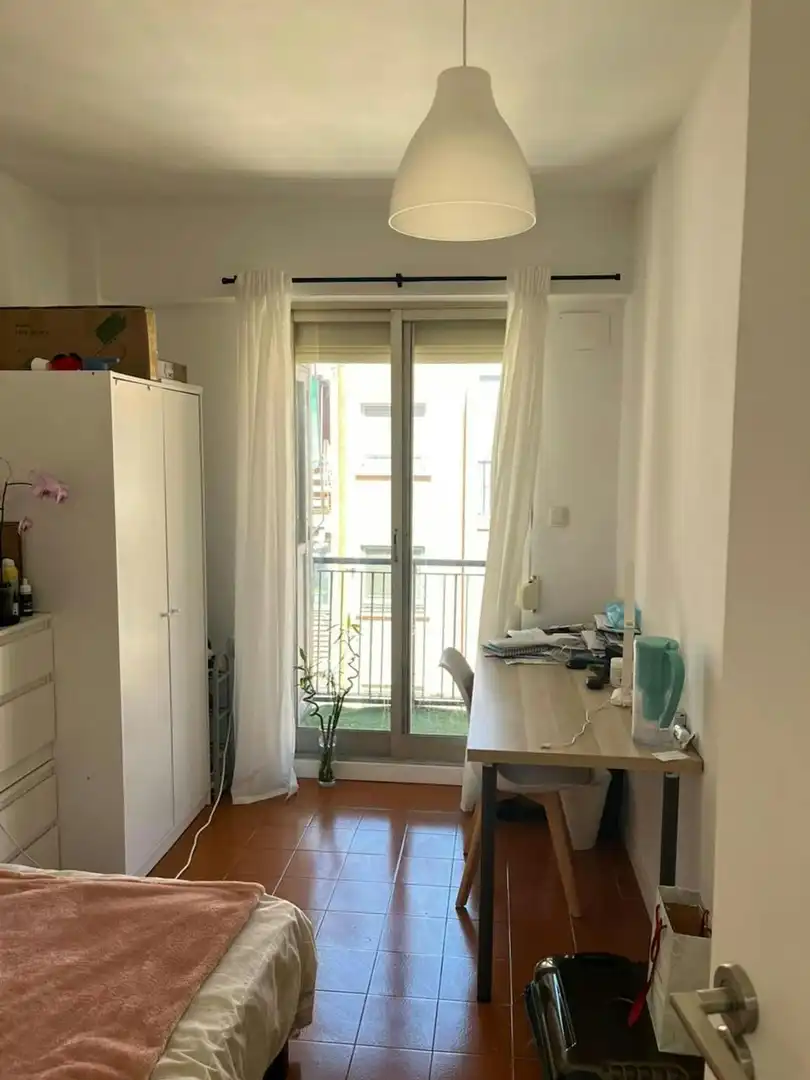 Terrasse von Wohnung zur untervermieten in Valencia mit Waschmaschine