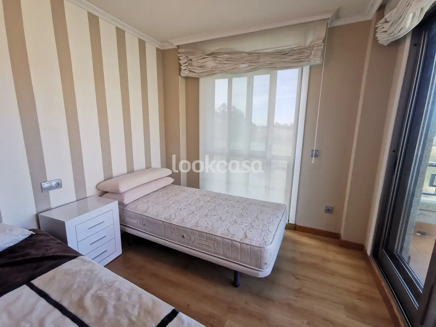 Bedroom of Flat for sale in Sanxenxo  with Heating, Private garden and Parquet flooring