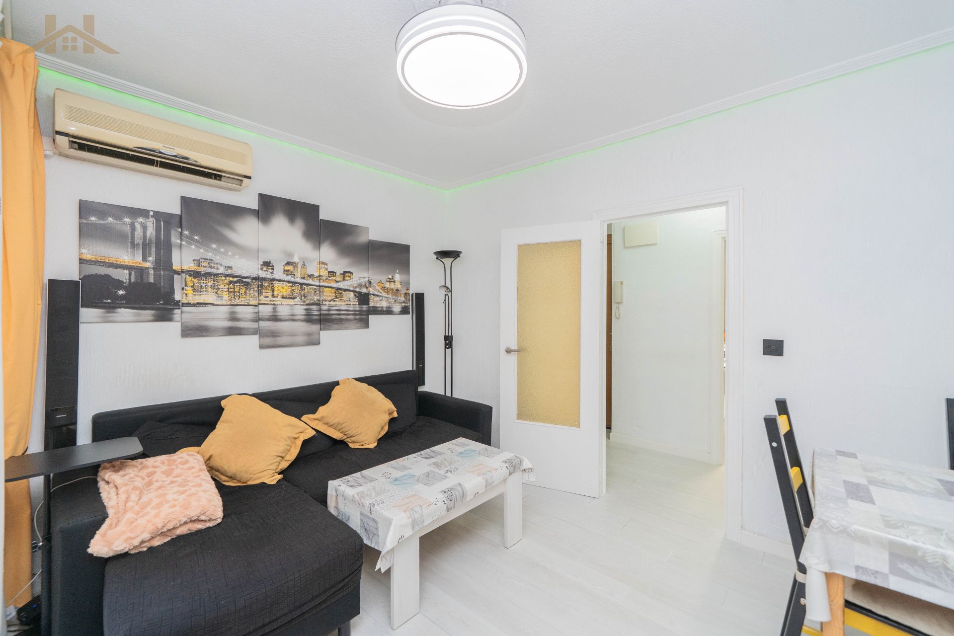 Sala d'estar de Pis en venda en Móstoles amb Calefacció