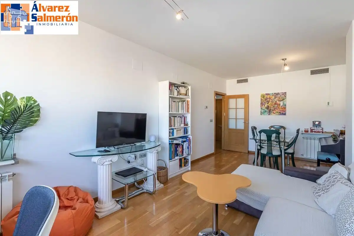 Penthouse mit Pool zum Verkauf in Avenida DE LA ILUSTRACION, imagen 14