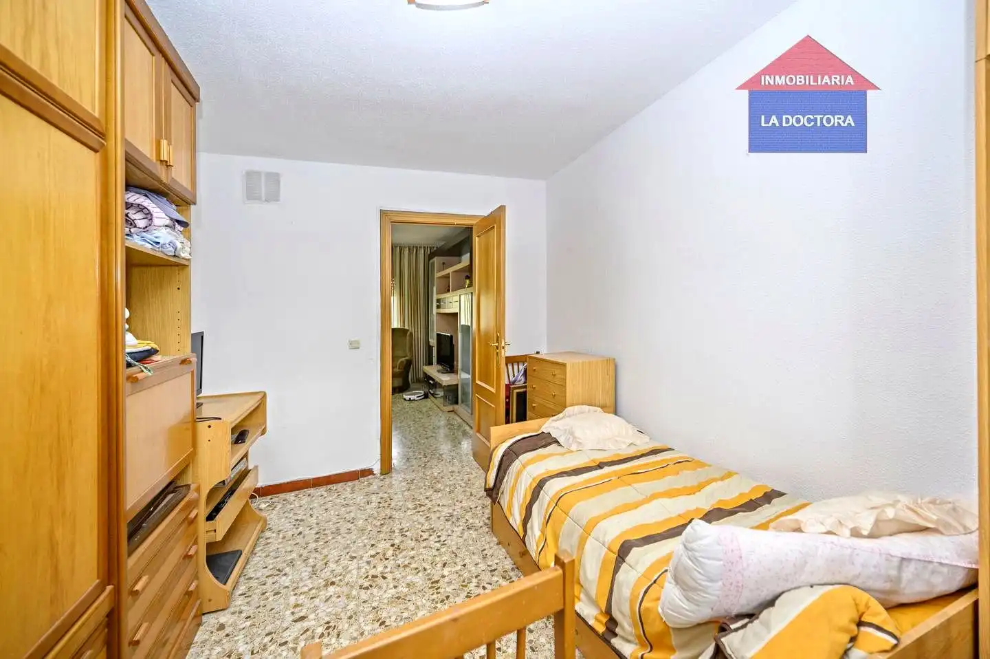 Semi-detached house with pool for sale in Escalona, imagen 32