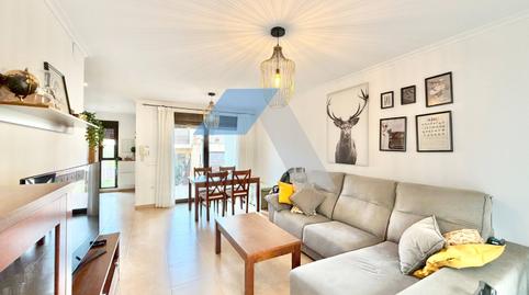 Foto 2 de Casa adosada en venda a Castalla, Alicante