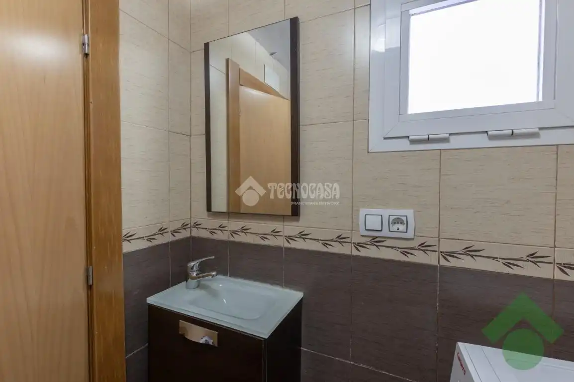 Bathroom of Detached homes for sale in Loja  with Terrace and Storage room