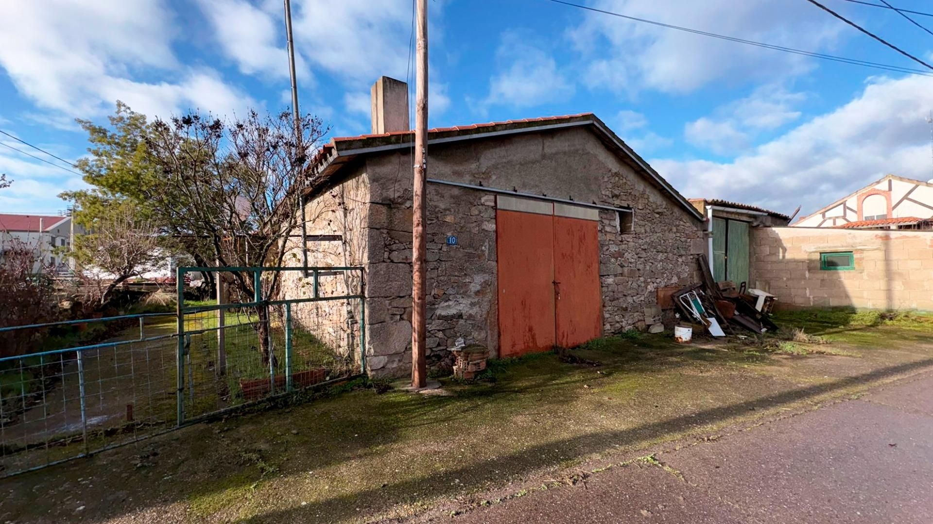 Vista exterior de Casa o xalet en venda en Valderrodrigo