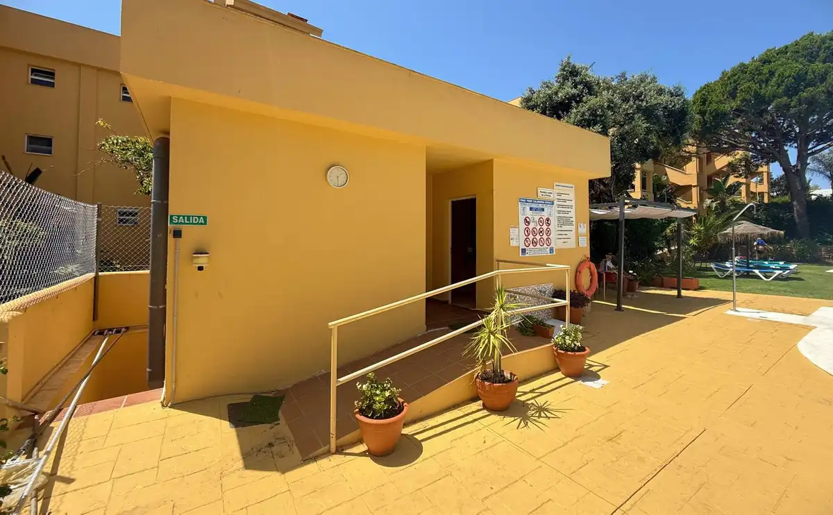 Vista exterior de Apartamento en venta en Mijas con Piscina y Piscina comunitaria