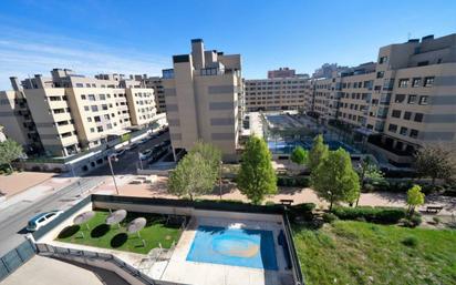 Schwimmbecken von Dachboden zum verkauf in Fuenlabrada mit Klimaanlage und Terrasse