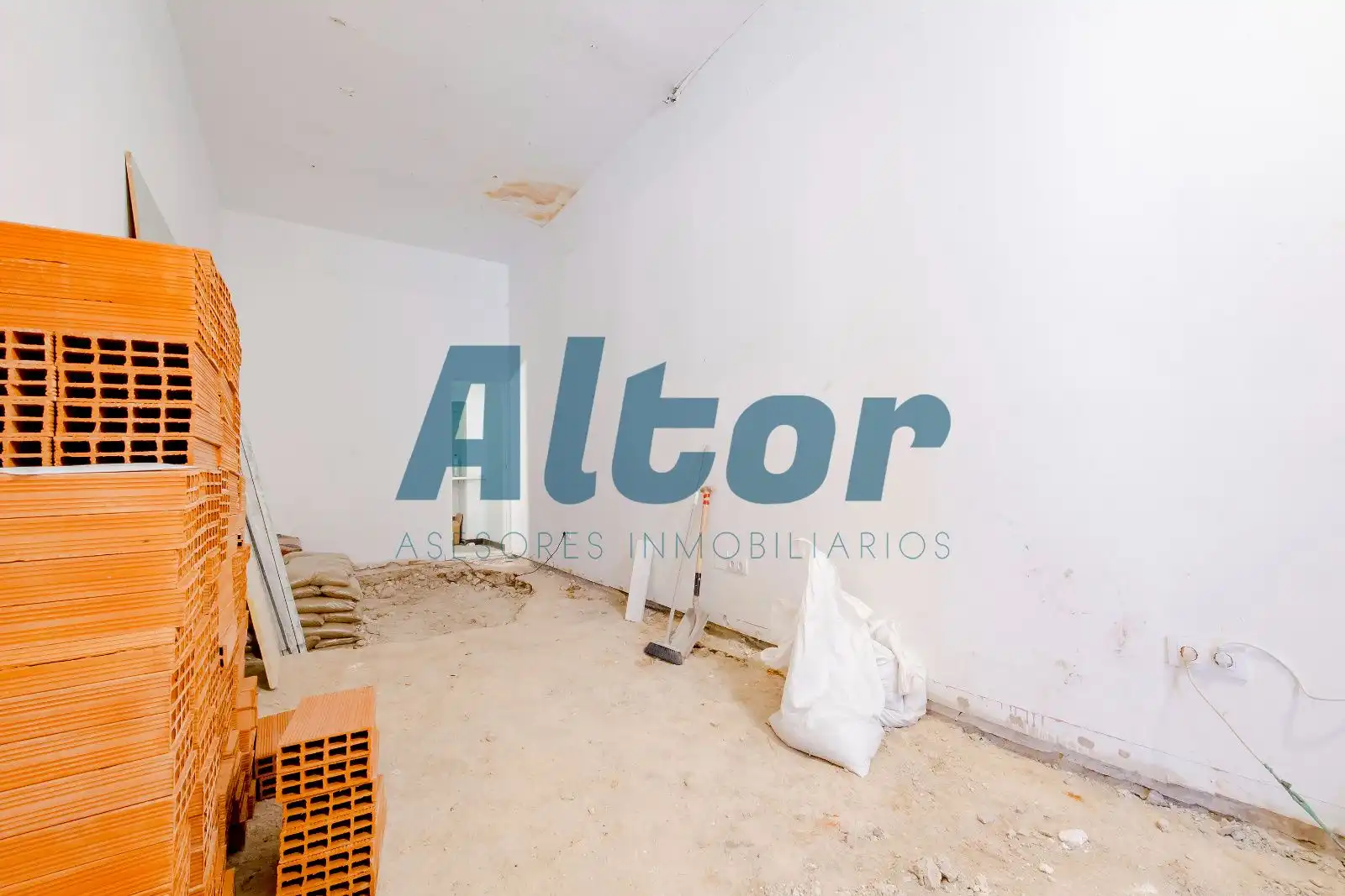 Local en venta en Madrid