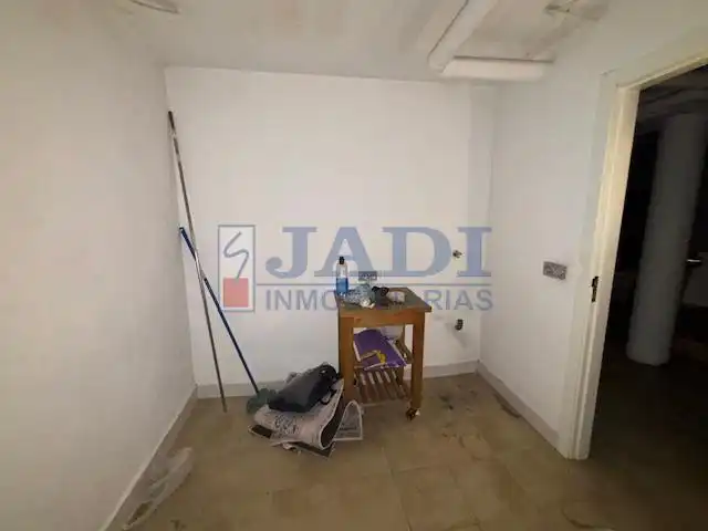 Houses for sale in Valdepeñas  with Air Conditioner, Heating and Terrace