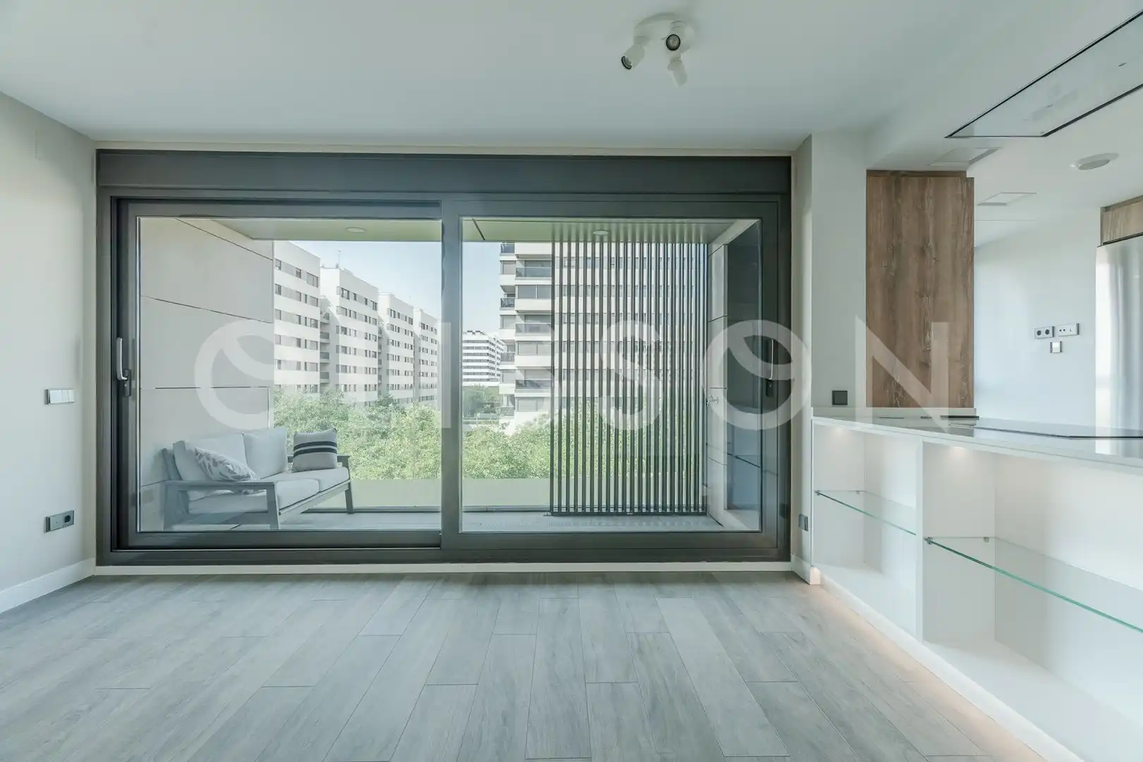 Wohnzimmer von Wohnung zum Verkauf in Madrid mit Klimaanlage, Terrasse und Abstellraum
