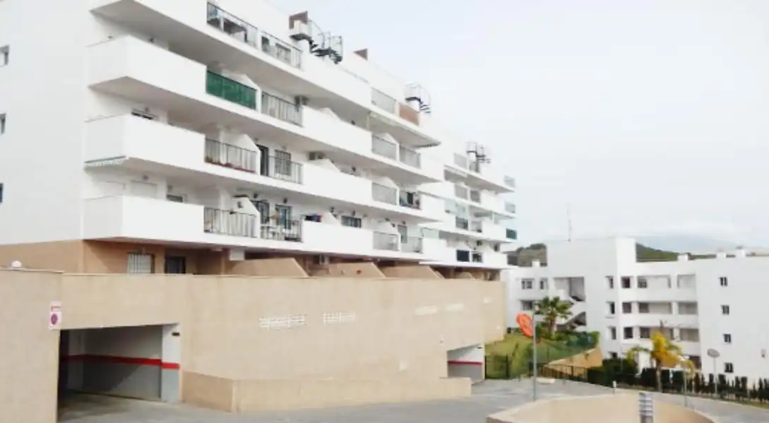 Vista exterior de Garaje de alquiler en Mijas