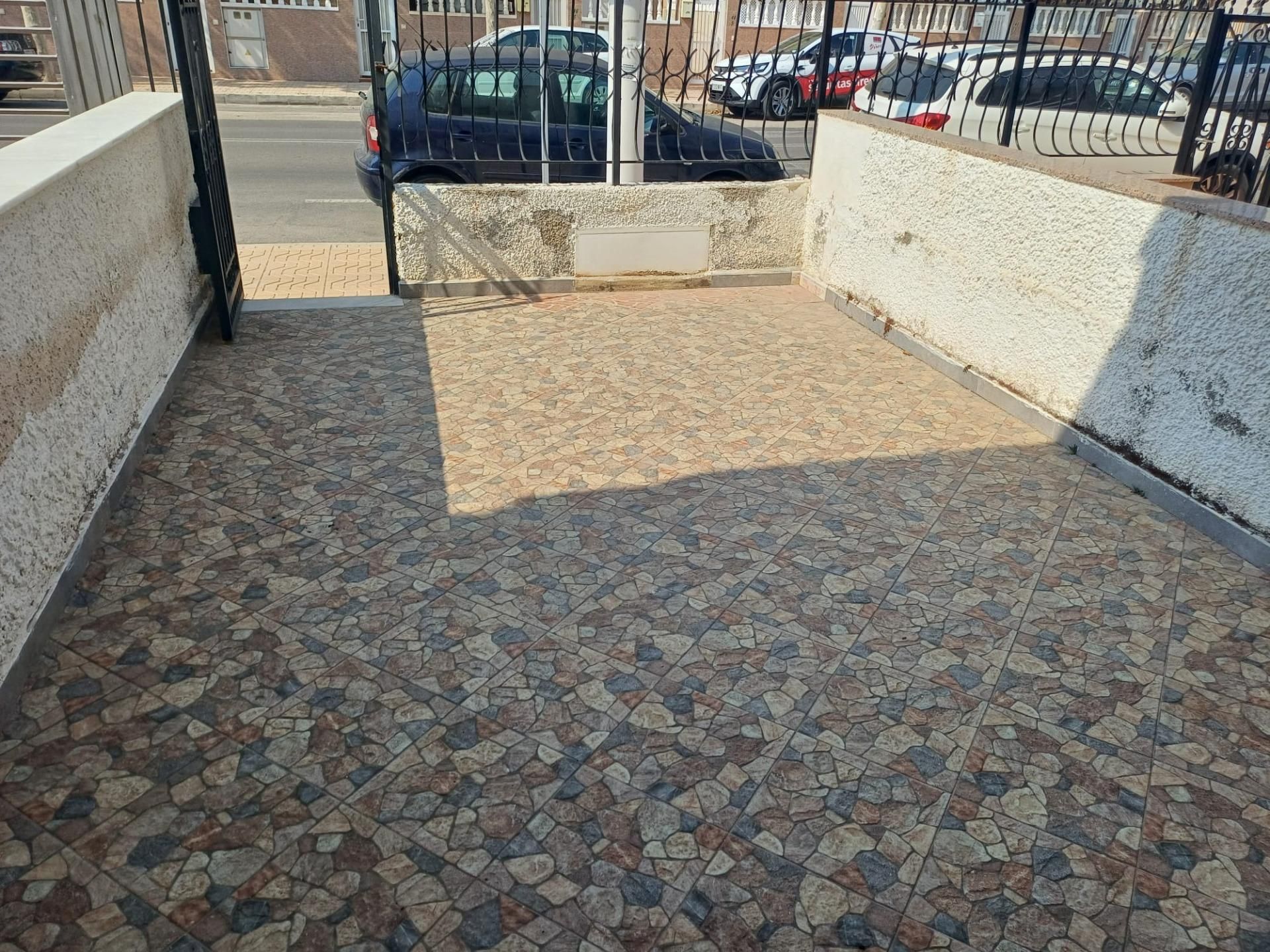 Aparcament de Casa adosada en venda en Santa Pola