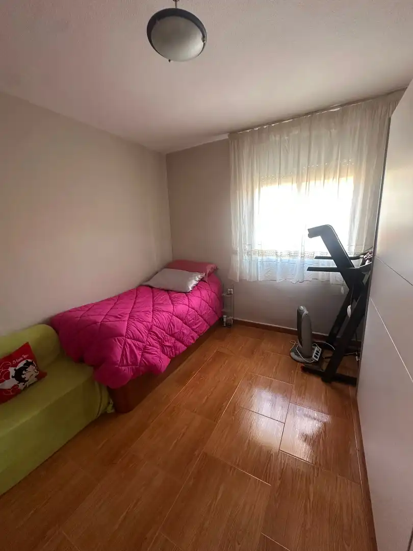 Habitación de Piso en venta en Córdoba con Aire acondicionado, Terraza y Trastero