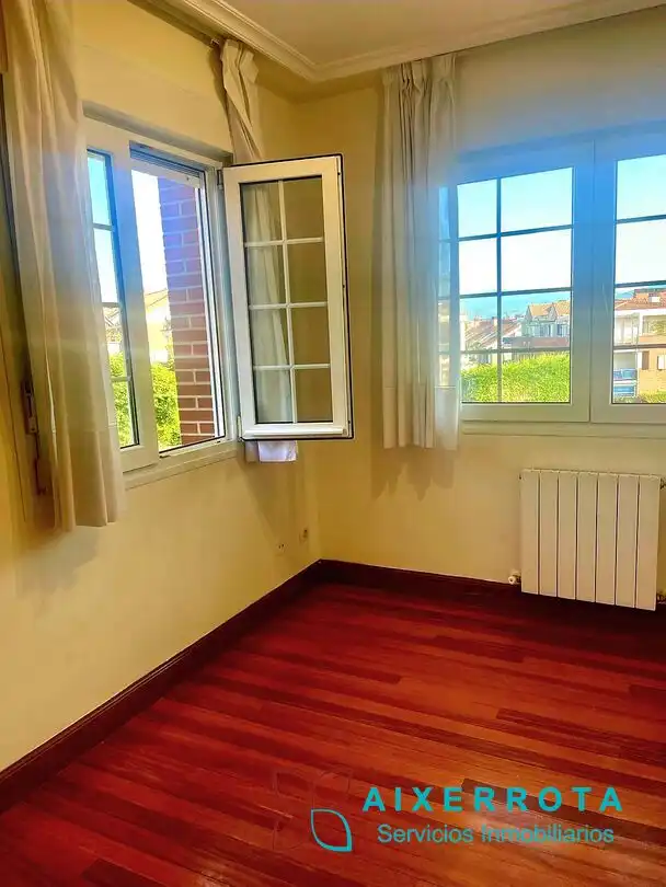 Bedroom of Detached homes for rent in Getxo   with Heating, Private garden and Terrace