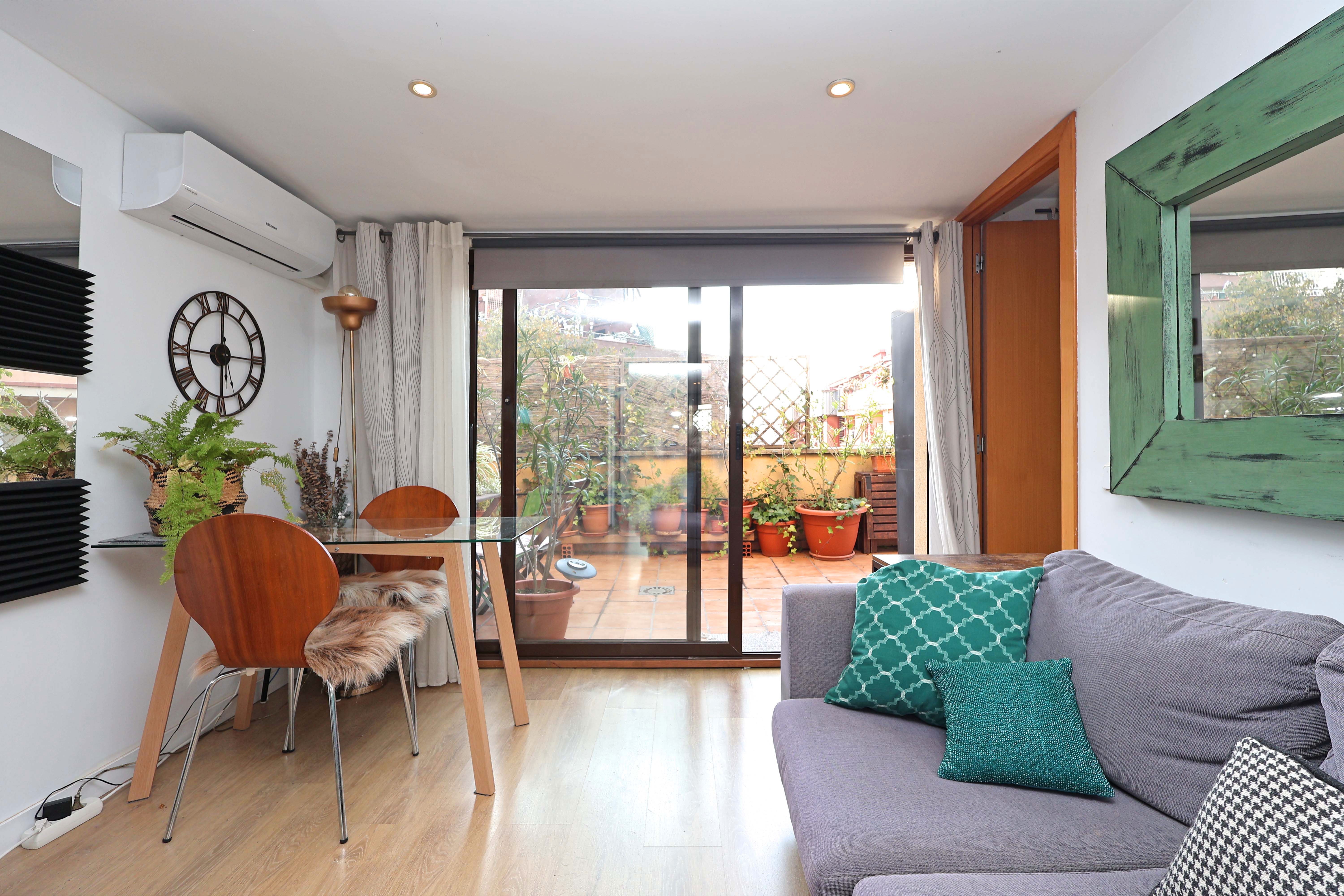 Living room of Attic for sale in  Barcelona Capital  with Heating and Terrace