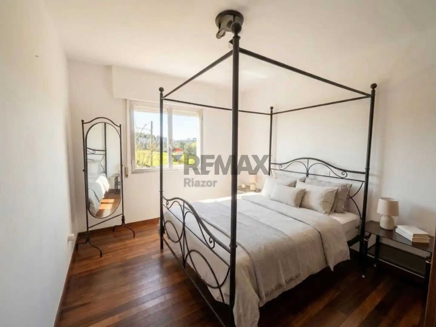 Habitación de Casa o chalet en venta en Arzúa con Jardín privado, Trastero y Amueblado