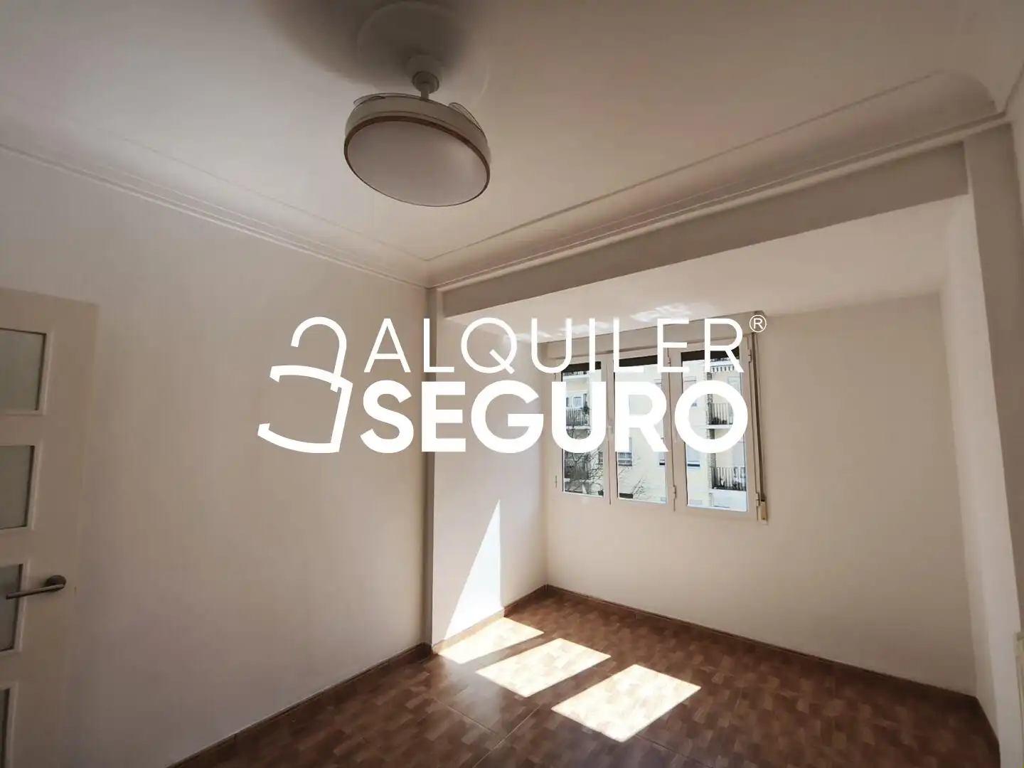 Habitación de Piso de alquiler en Zaragoza con Calefacción