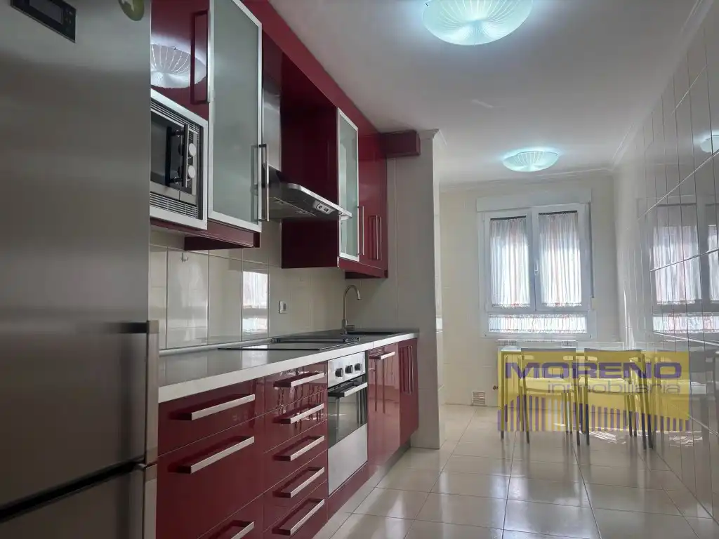 Flat for sale in Sarria