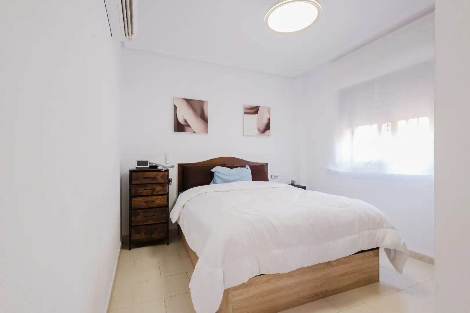 Dormitori de Casa o xalet en venda en Torrevieja amb Aire condicionat, Jardí privat i Terrassa