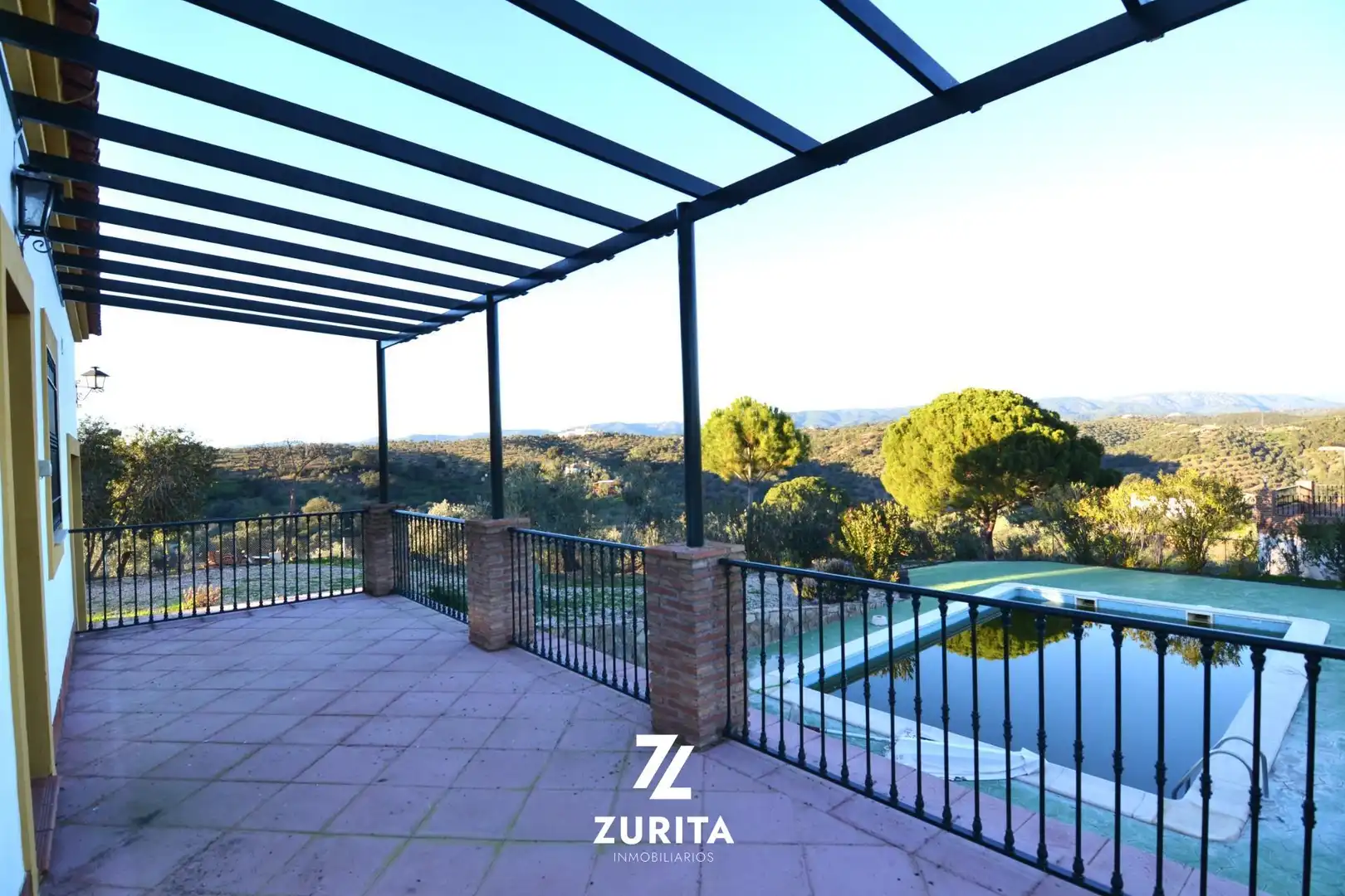 Casa rústica con piscina en venta en Zona Pantano Martín Gonzalo, imagen 3