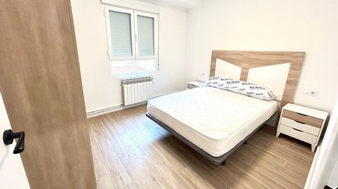 Foto 3 de Piso de alquiler en Santiago, El Pilar, Albacete Capital