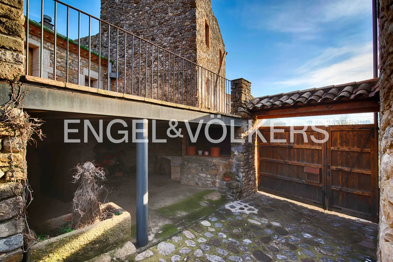 Terraza de Casa adosada en venta en Cabanelles con Calefacción, Jardín privado y Terraza