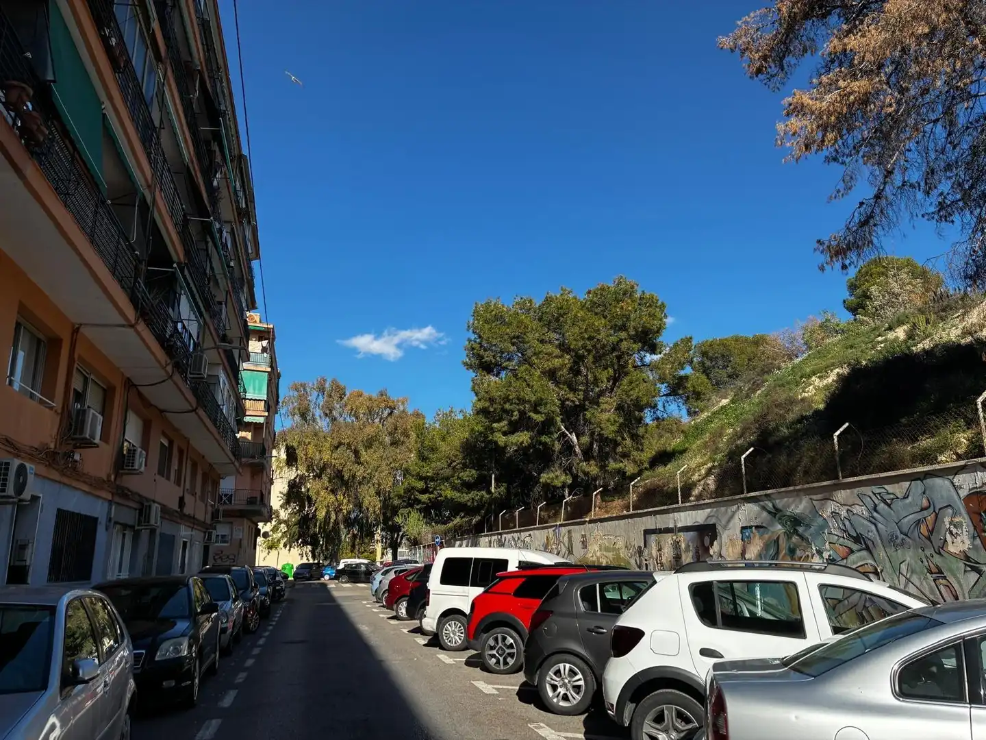 Vista exterior de Pis en venda en Alicante / Alacant amb Balcó