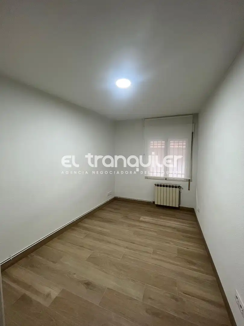 Habitación de Piso de alquiler en Madrid con Aire acondicionado, Parquet y Se aceptan mascotas