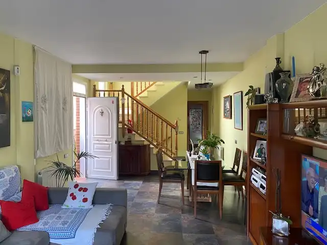 Casa adosada en venta en Montcada i Reixac con Calefacción, Jardín privado y Terraza