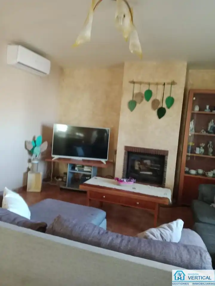 Sala de estar de Casa o chalet en venta en Náquera con Aire acondicionado, Terraza y Piscina
