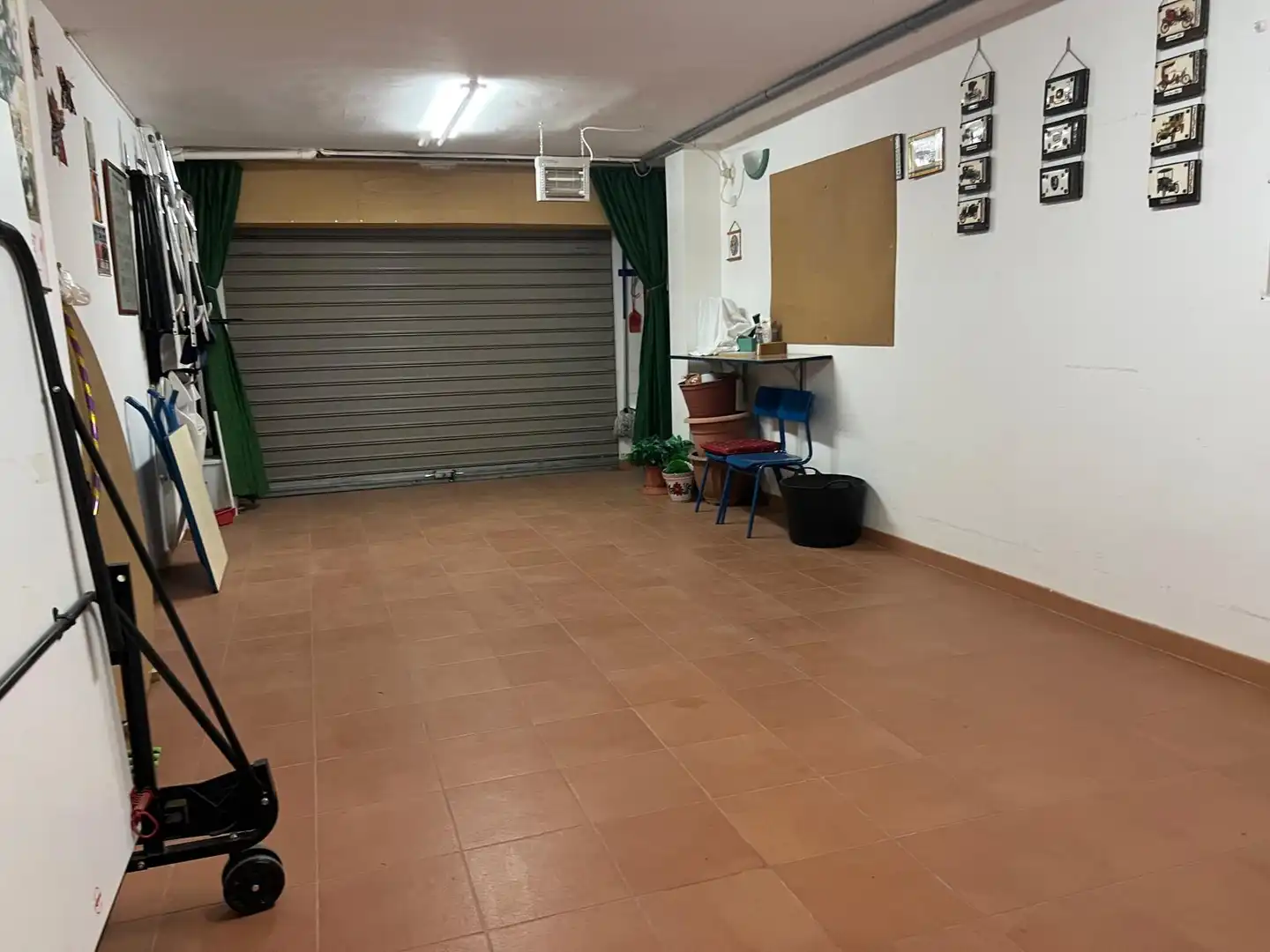 Casa adosada en venta en Caudete de las Fuentes con Calefacción, Terraza y Amueblado