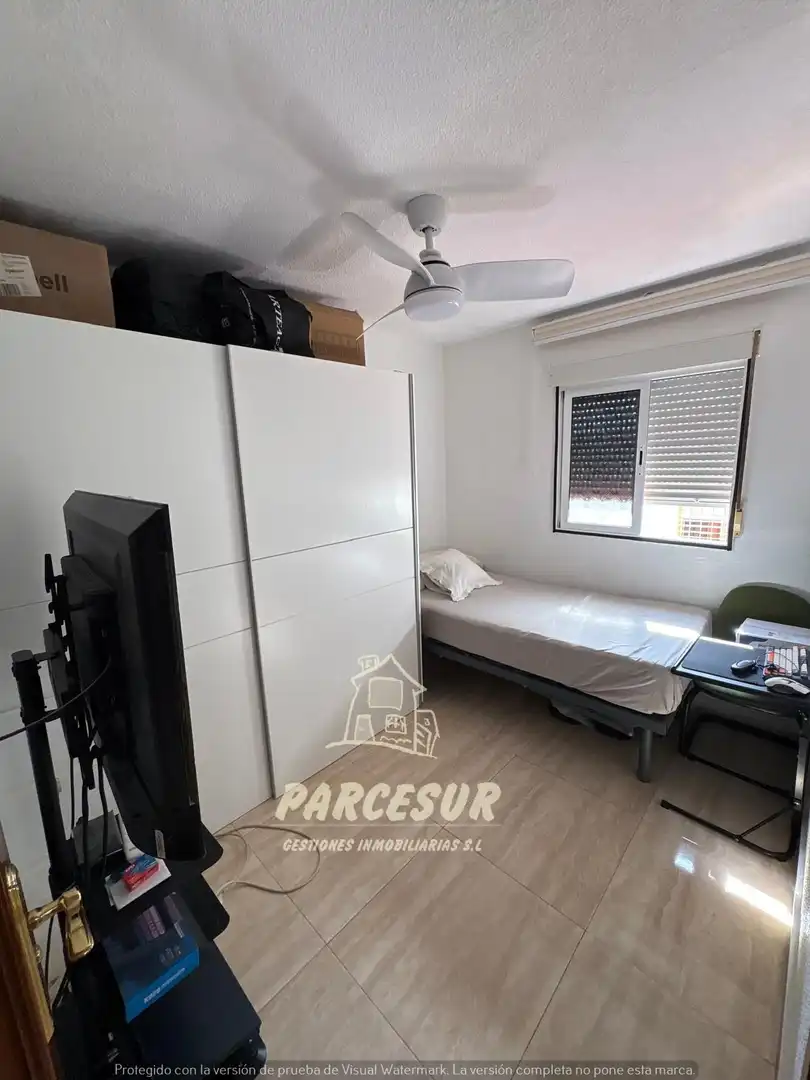 Habitación de Piso en venta en Poniente-Norte - Miralbaida - Parque Azahara