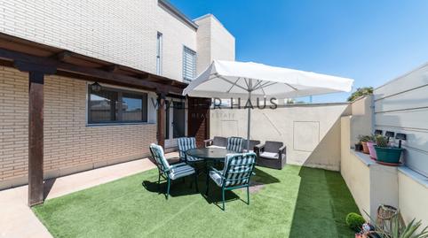 Foto 2 de Casa adosada en venda a Calle César Manrique, Soto del Henares, Madrid