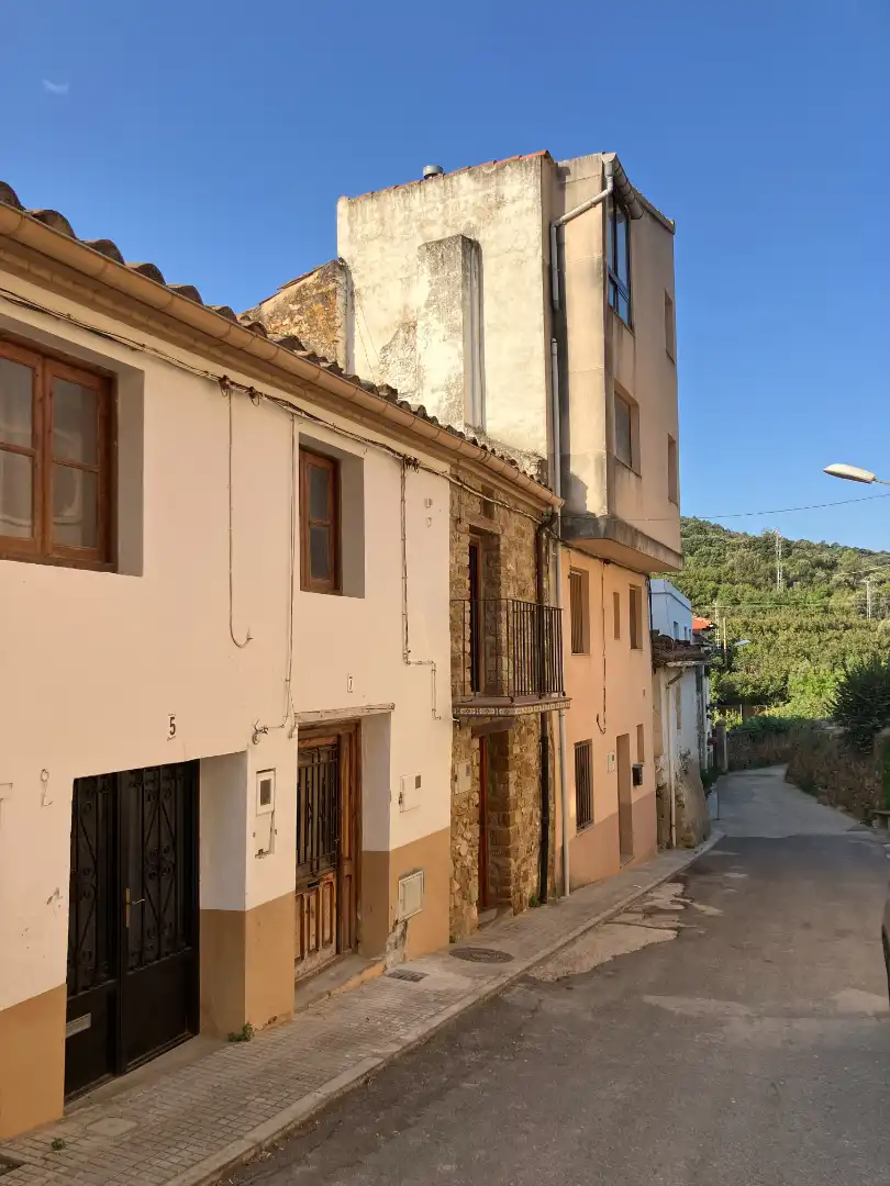 Vista exterior de Casa o chalet en venta en Benassal con Jardín privado, Terraza y Balcón