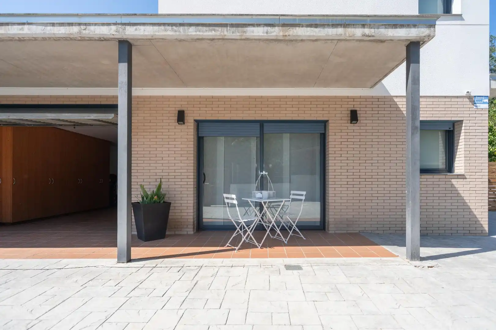 Terrace of Houses for rent in Girona  with Air Conditioner, Private garden and Terrace