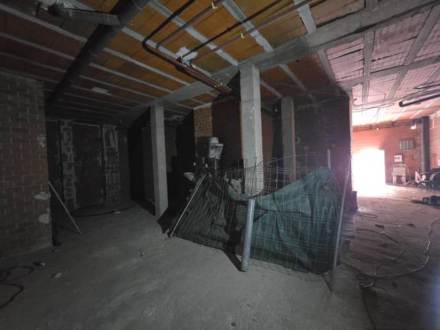 Local comercial en Alquiler en Calle de Ordóñez, 20 en Casco Antiguo