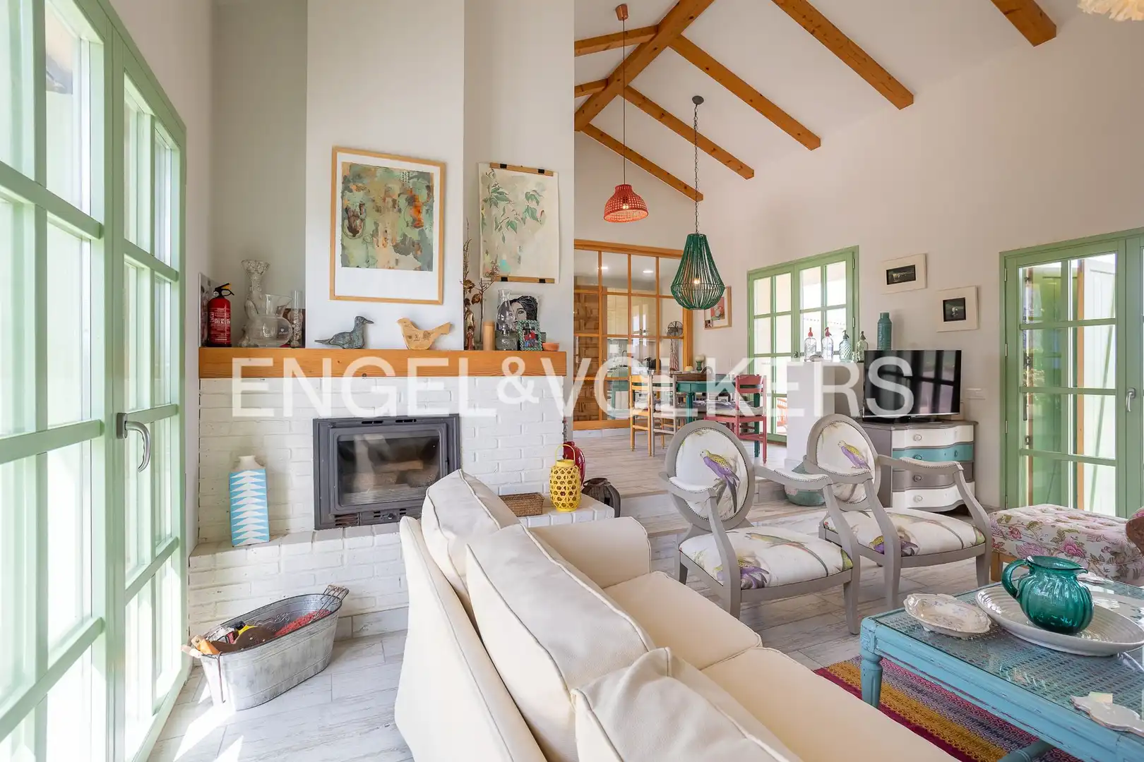 Sala d'estar de Casa o xalet en venda en Bareyo amb Calefacció, Jardí privat i Terrassa