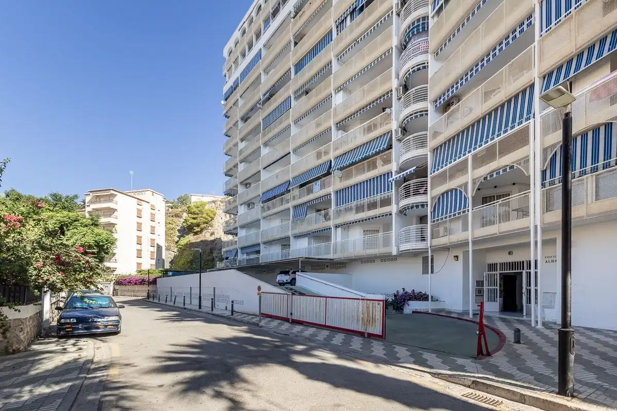 Vista exterior de Pis en venda en Almuñécar amb Terrassa i Traster