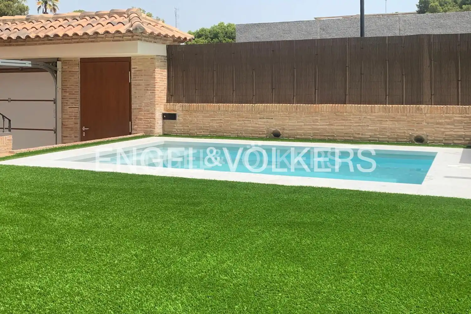 Swimming pool of Houses for rent in Torrent  with Air Conditioner, Heating and Private garden