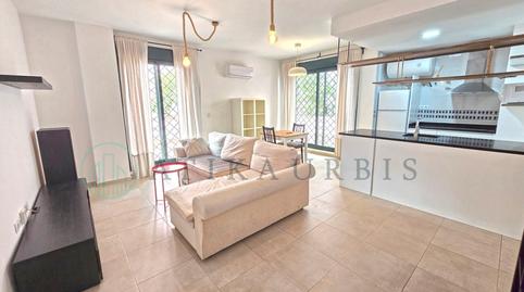 Foto 2 de Piso de alquiler en Los Almendros - El Limonero - El Tomillar, Málaga Capital