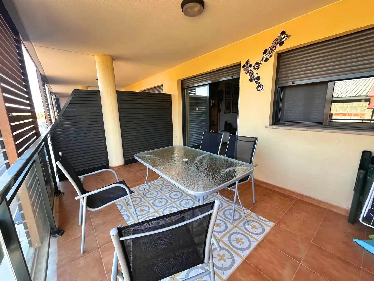 Terrasse von Wohnungen zum Verkauf in Moncofa mit Terrasse, Abstellraum und Möbliert