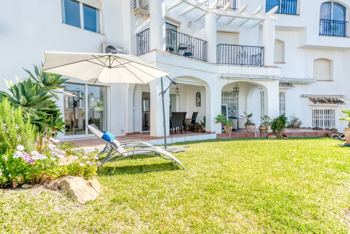Garden of Detached homes for sale in Manilva  with Air Conditioner, Terrace and Community pool