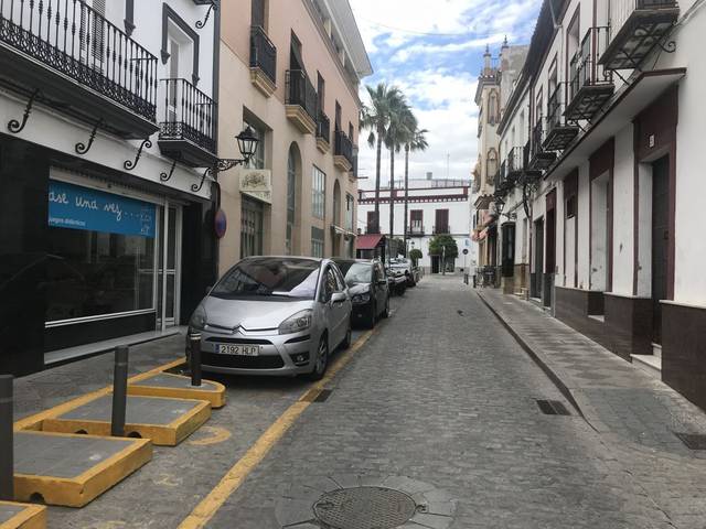 Local comercial en Alquiler en Lebrija